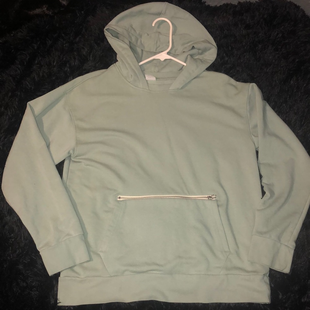 Tealish greenish sweatshirt